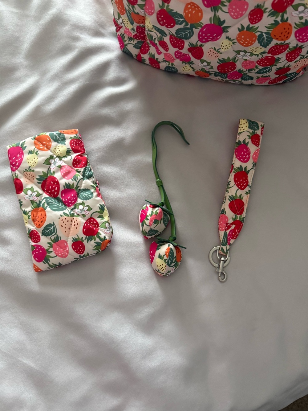 Vera Bradley Bushels of Berries Purse Bundle - Picture 3 of 13